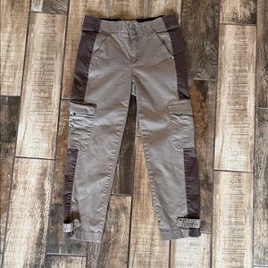 Democracy "Ab"solution Two-Tone Cargo Pants - Size 6